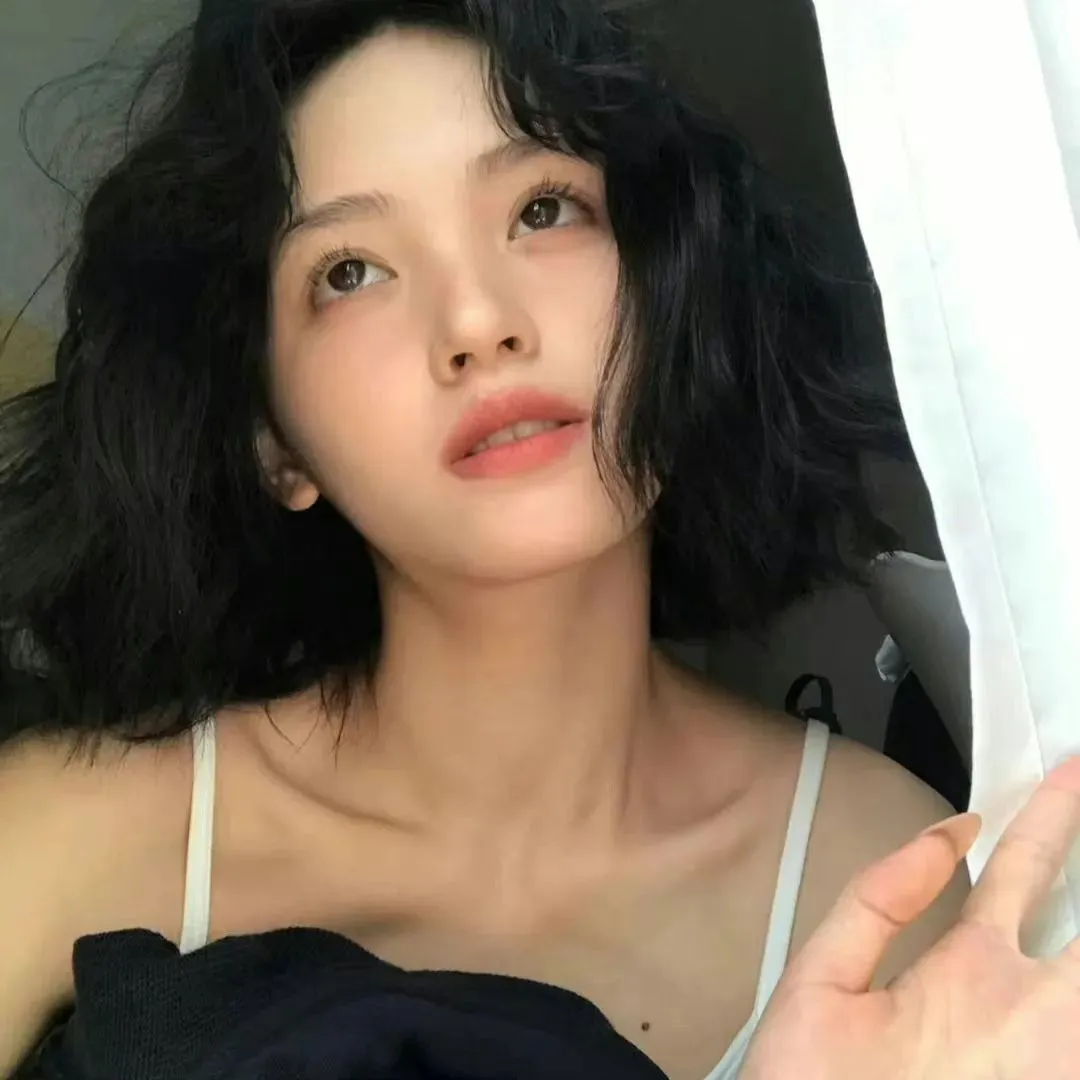 【暗黑高能】《他人即地狱》无删减全集：李栋旭化身变态牙医，考试院里的全员恶人！