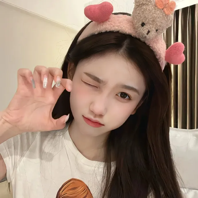 唯美雨天邂逅《言叶之庭》高清在线：隐秘的师生恋，每一帧都可以截下来当壁纸