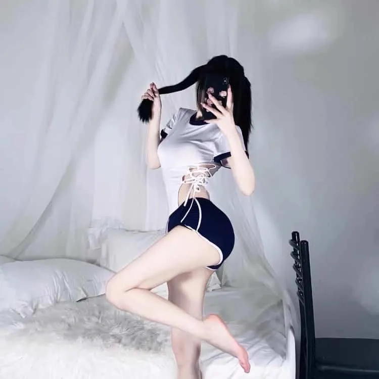 【青春遗憾美学】《升起的烟花，从下面看？还是从侧面看？》：不断重置时间只为和你在一起的夏天