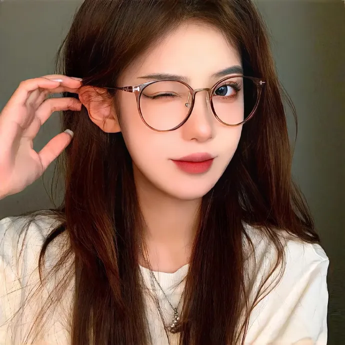 压抑惊悚经典《鬼水怪谈》高清在线：水箱里到底藏着什么？日式氛围恐怖的极致体现